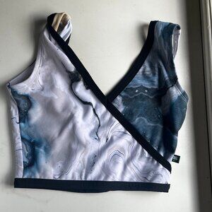 Luckyleo Crop Top - small